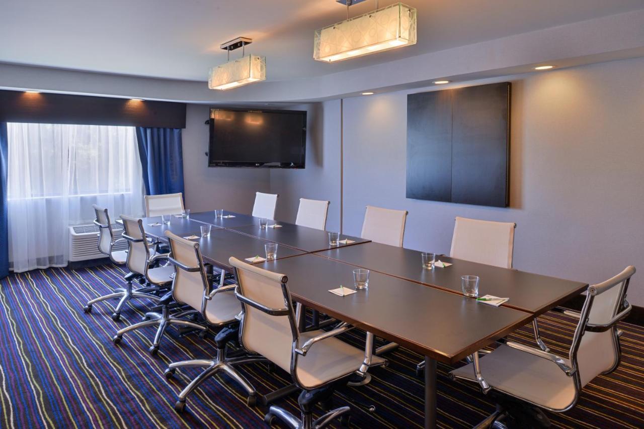 Holiday Inn Little Rock West - Chenal Pkwy, An Ihg Hotel Екстер'єр фото