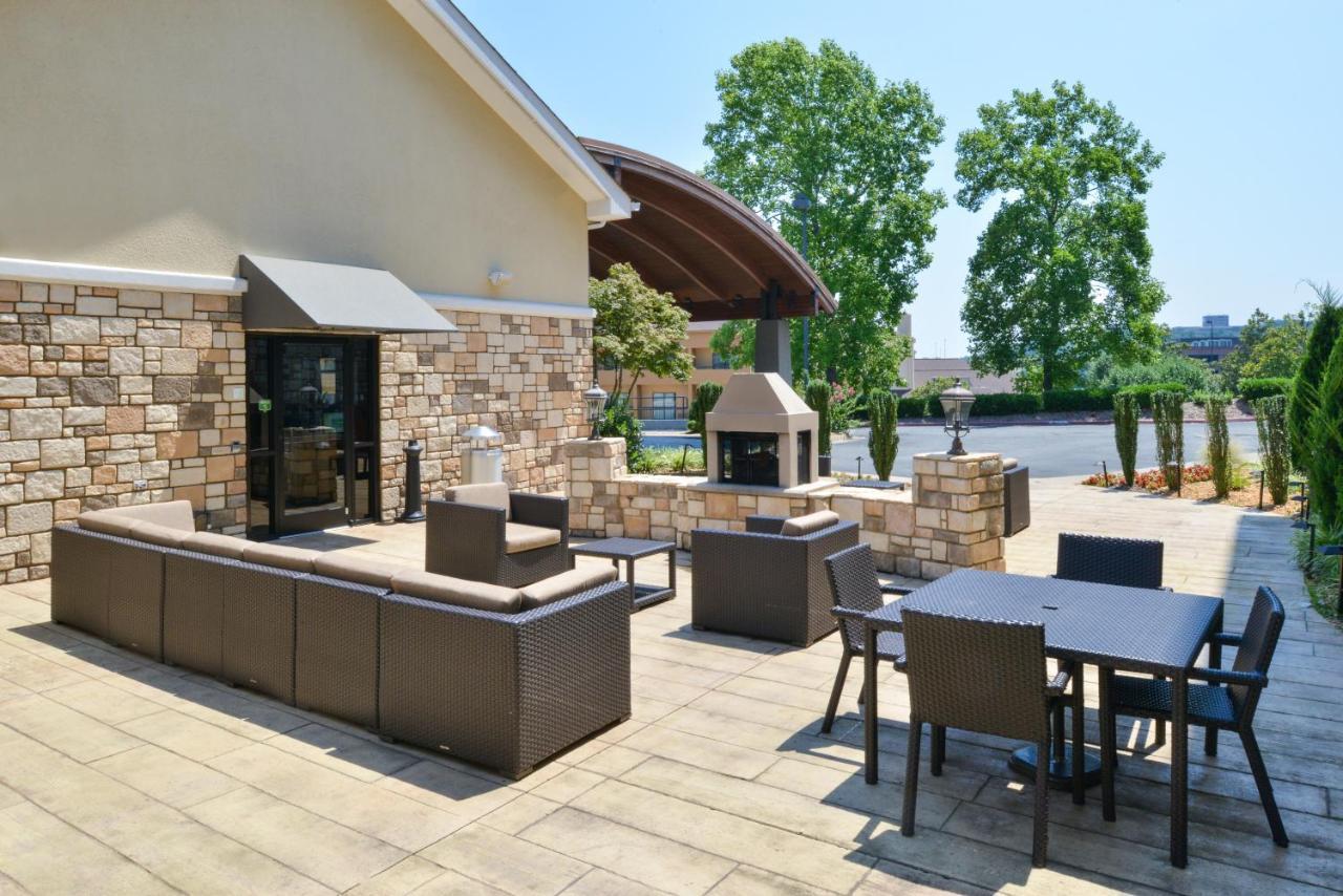 Holiday Inn Little Rock West - Chenal Pkwy, An Ihg Hotel Екстер'єр фото